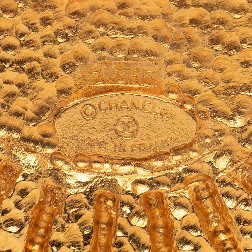 CHANEL Gold Brooch - Picture 3 of 3